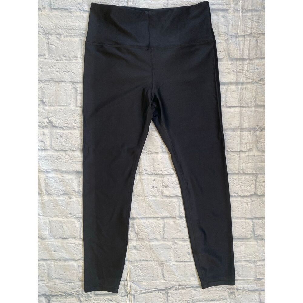 Athleta women L high waist elation shine tight cropped ankle black leggings